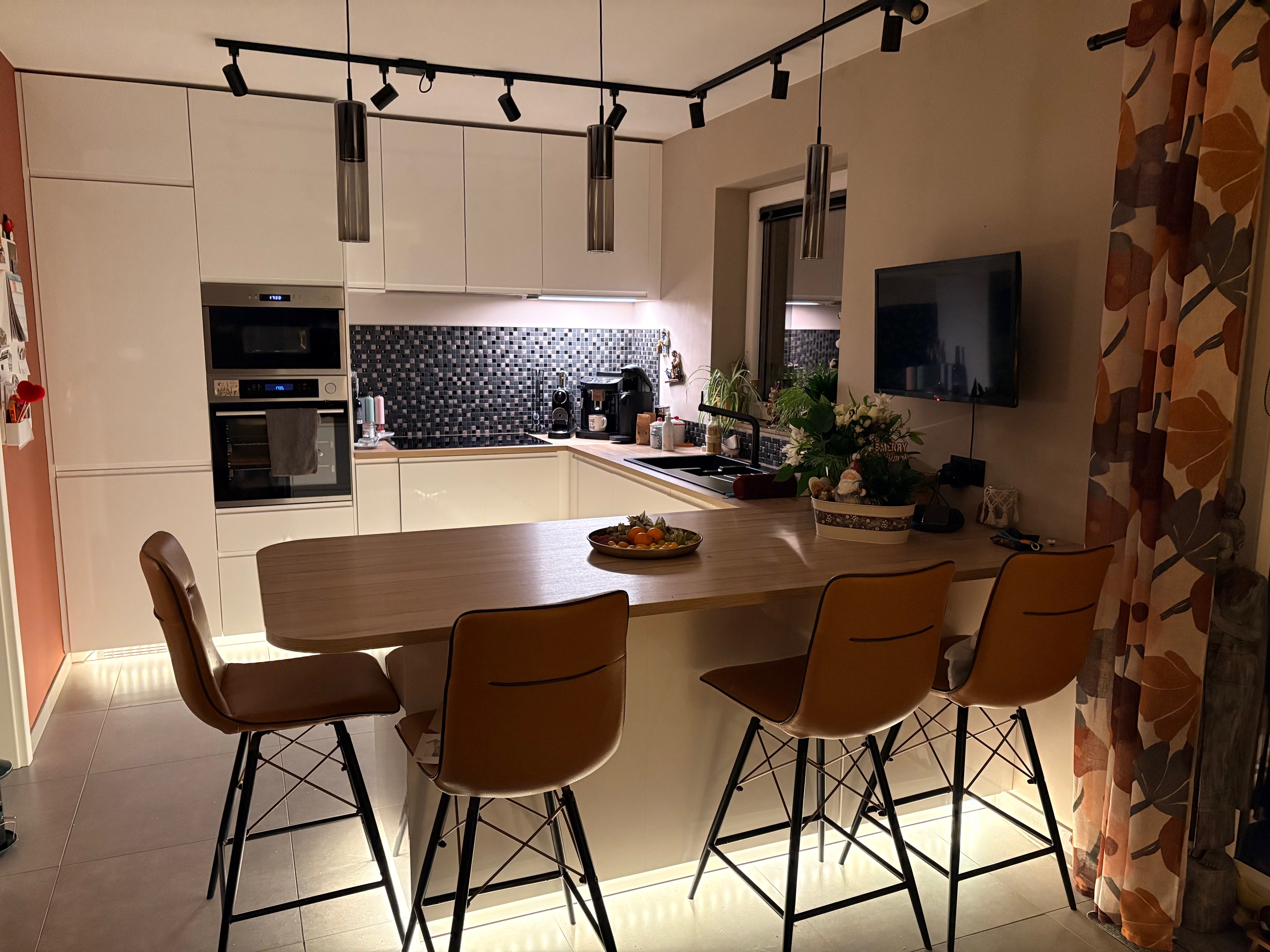 Électricité - Montage électrique sur demande particulière du client. - LAFORGE de l'habitat Liège